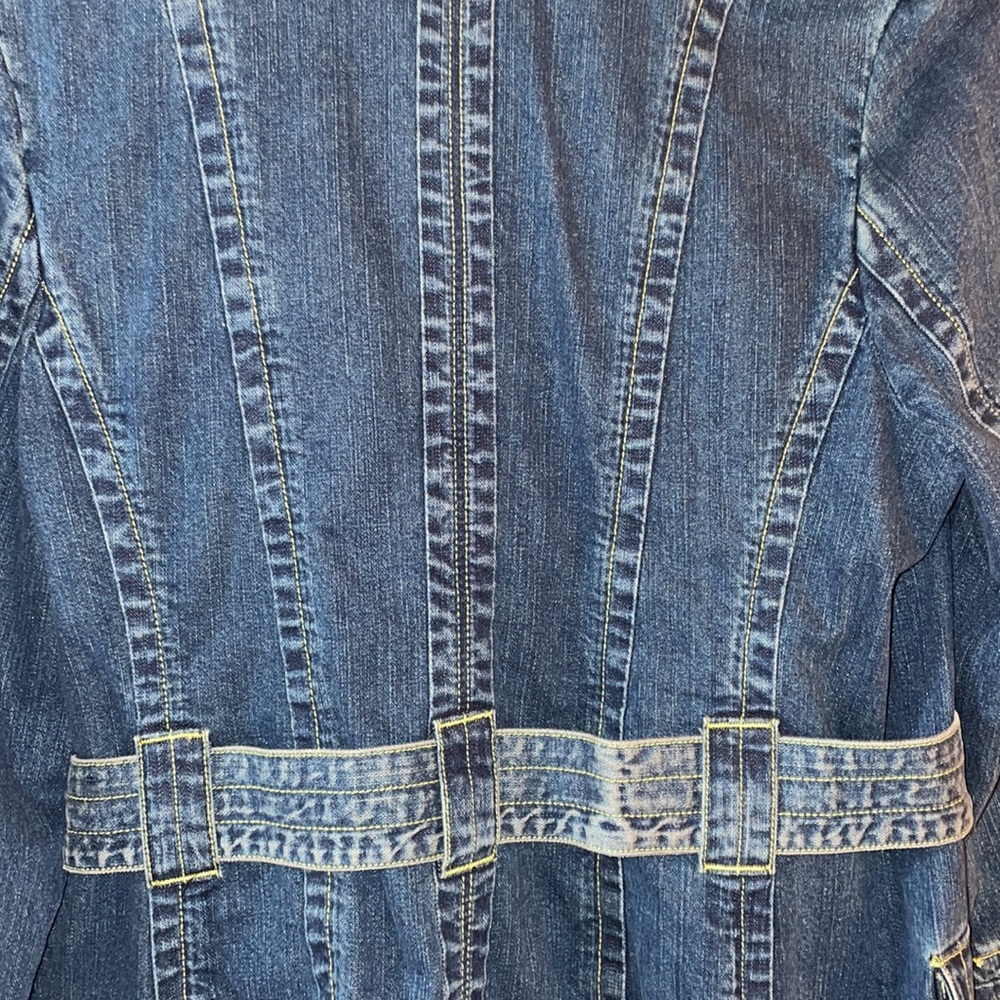 Jean jacket - Picture 5 of 7